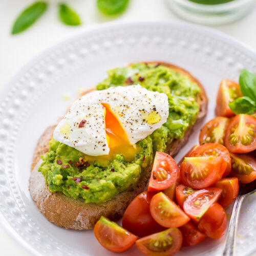 Avocado Toast and Homemade Green Juice