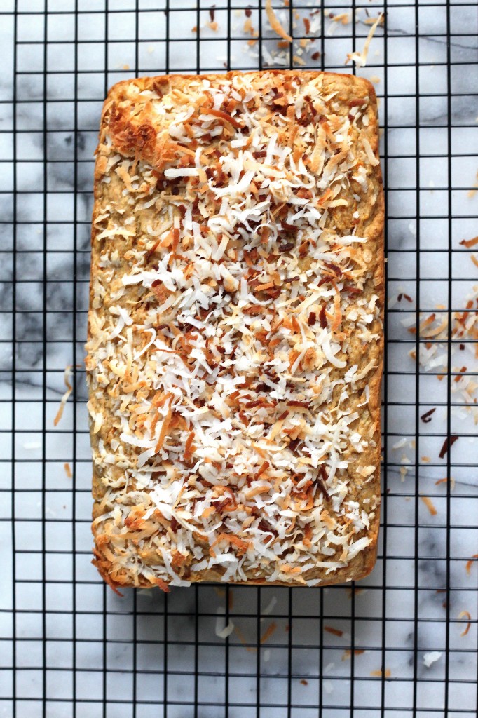 (Vegan) Tropical Carrot Coconut Snack Cake