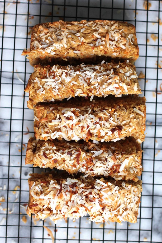 (Vegan) Tropical Carrot Coconut Snack Cake