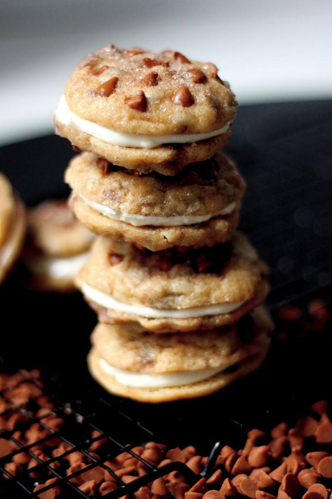 Cinnamon Chip Snickerdoodle Cheesecake Cookie Sandwiches
