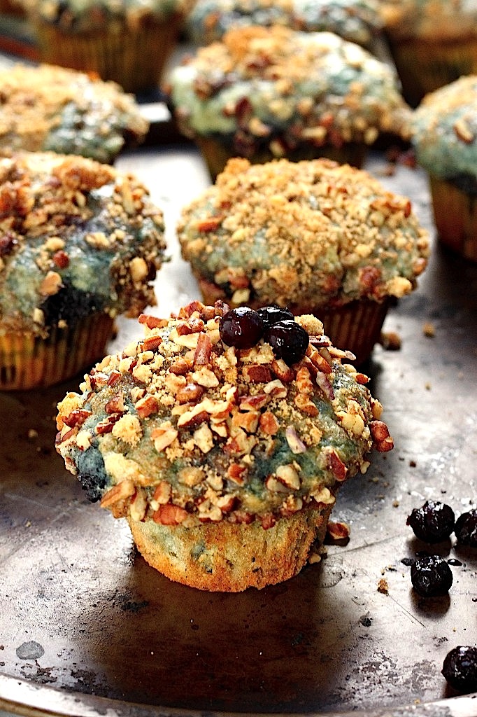 Greek Yogurt Blueberry Crumble Muffins