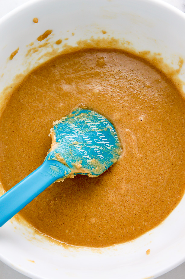 Soft and chewy 5-Ingredient Vegan Peanut Butter Blondies!