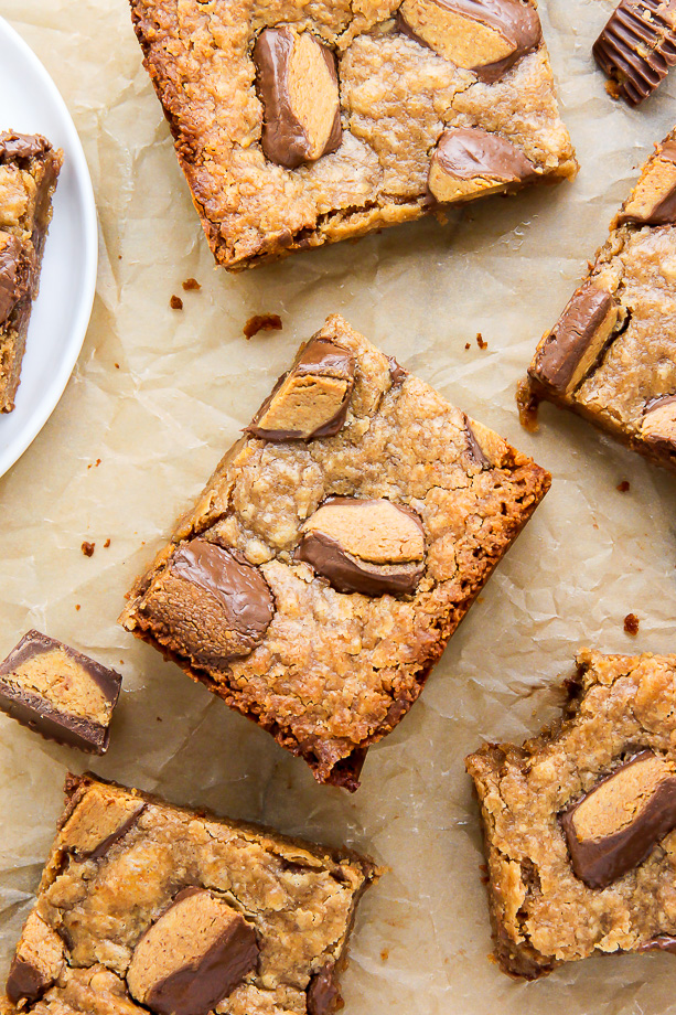 Soft and chewy 5-Ingredient Vegan Peanut Butter Blondies!