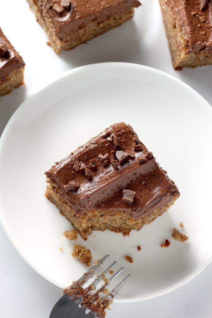 Healthy Whole Wheat Banana Cake with Creamy Greek Yogurt Chocolate Frosting