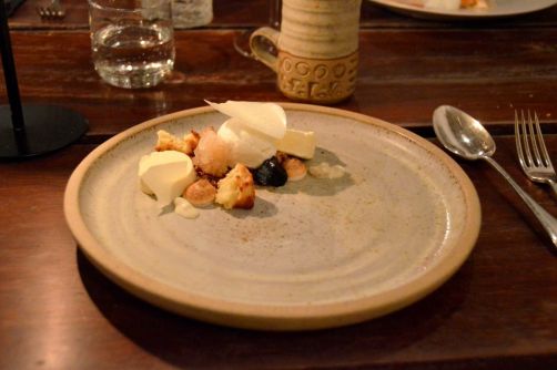 Sweet (dessert): lait, noix, miel, oeuf, reine des prés, foin, stout