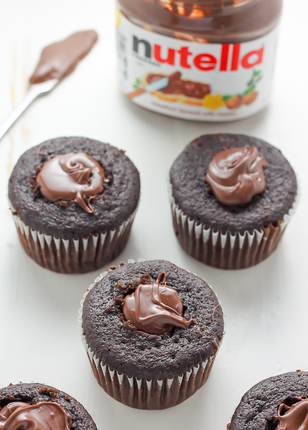 Nutella Stuffed S'mores Cupcakes - omg these are so decadent!