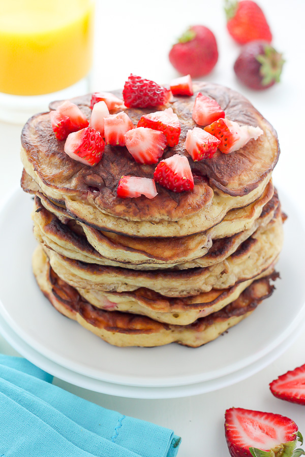 Healthy Greek Yogurt Strawberry Pancakes