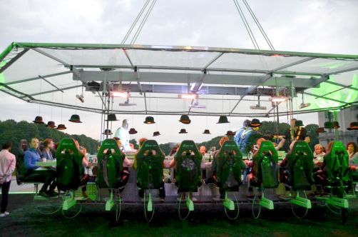 dinner-in-the-sky-brussels (5)