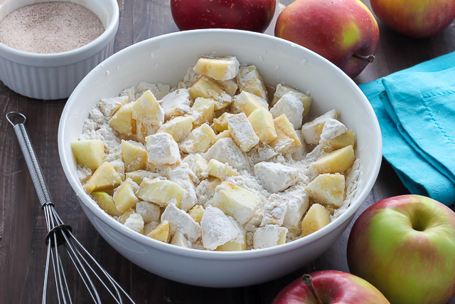 Cinnamon Swirl Apple Crumb Cake