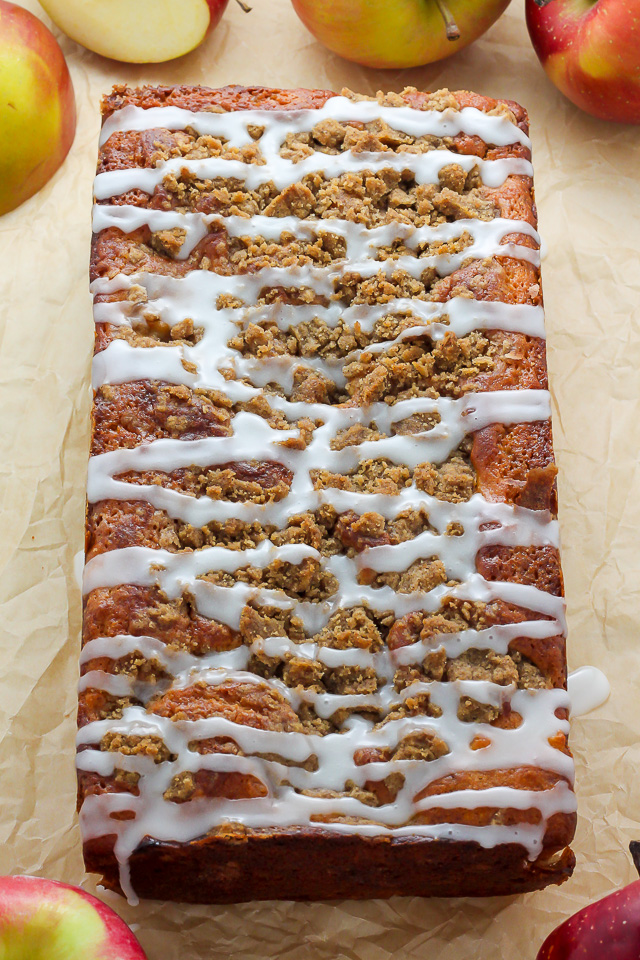 Cinnamon Swirl Apple Crumb Cake