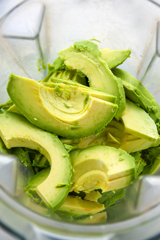 Creamy Avocado Dip ready in just 5 minutes! Healthy, hearty, and SO delicious!
