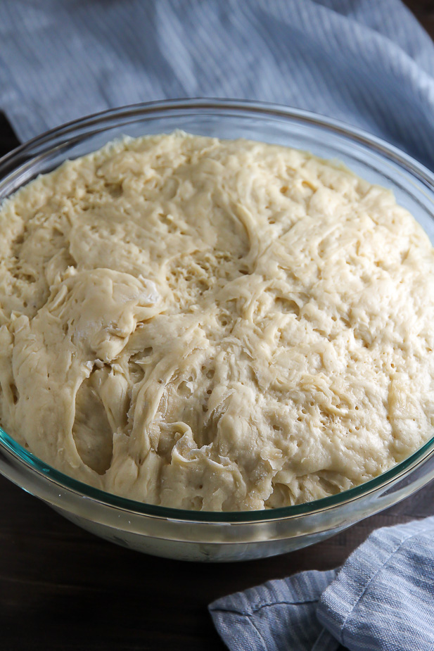 Sweet and simple Old-Fashioned Jelly Doughnuts. Totally worth every-single-bite.