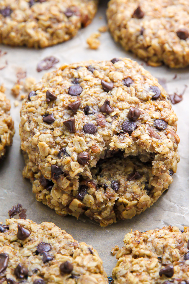 Cookies that taste like banana bread AND are healthy enough for breakfast!