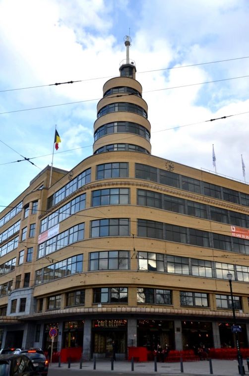 Art Deco 2 - Place Flagey
