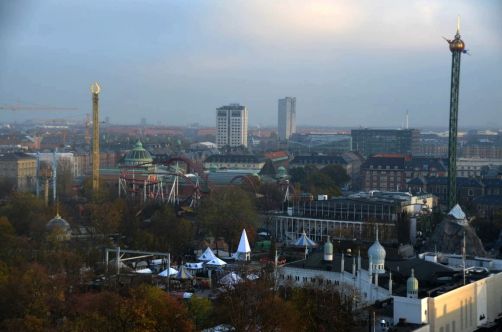 Le Tivoli vu depuis notre chambre au Radisson Blu