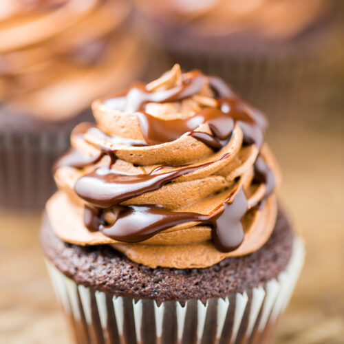 Coffee lovers will go CRAZY over these Kahlua Chocolate Cupcakes! Rich, decadent, and a little boozy.