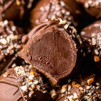 Almond Amaretto Truffles