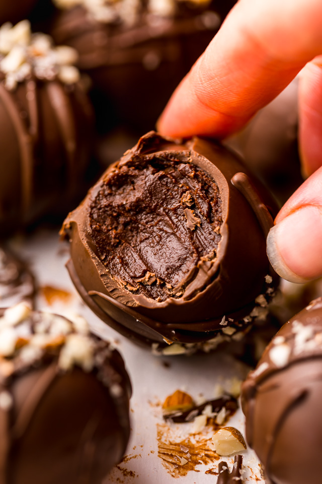 Amaretto Chocolate Truffles