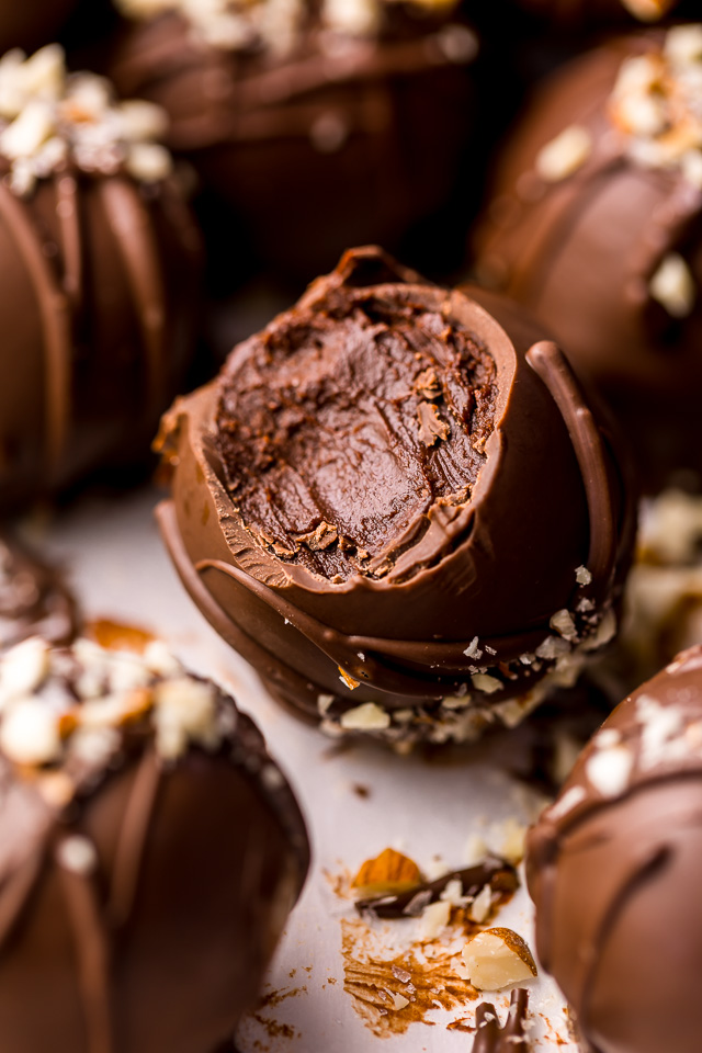 Almond Amaretto Truffles