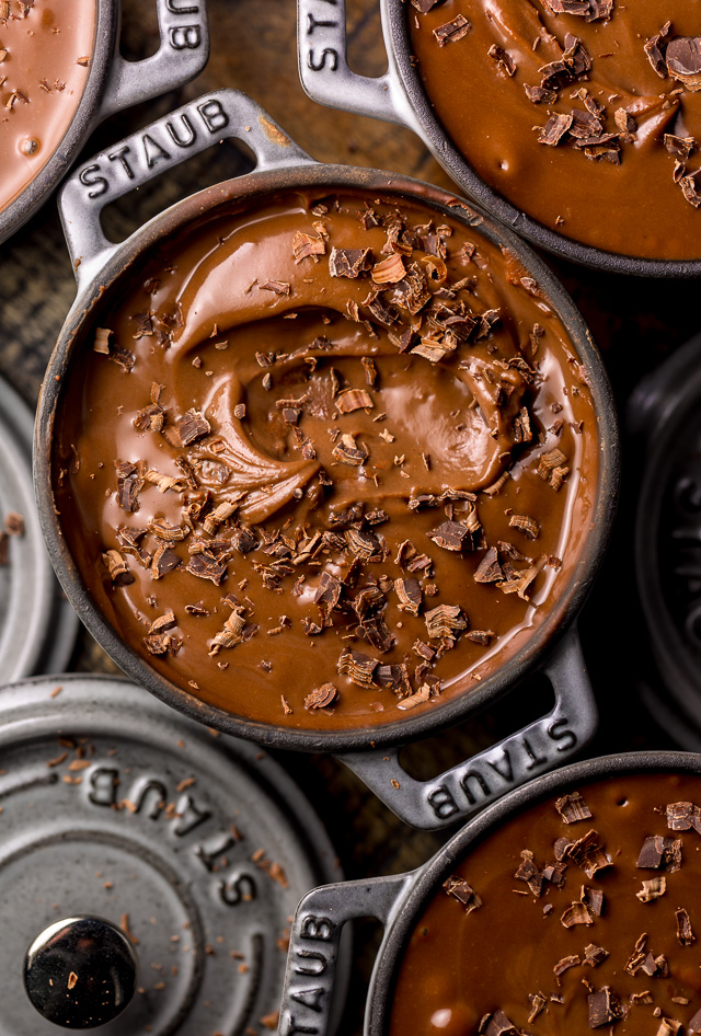 Baileys Irish Cream Chocolate Pudding is thick, creamy, and utterly decadent! The perfect make-ahead dessert to celebrate St. Patrick's Day! To serve, spoon into small serving dishes and top the individual servings with shaved chocolate! #BaileysIrishCreamChocolatePudding #ChocolatePudding #Pudding #IrishCream #Chocolate #Pudding