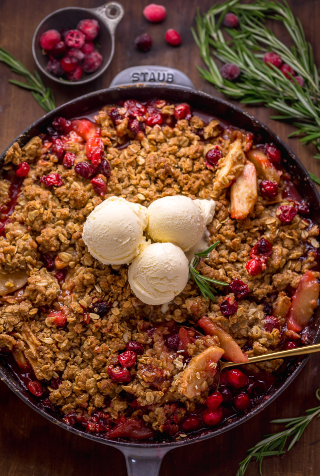 If you love cranberries and apples, you have to try this Easy Apple Cranberry Crisp! Featuring juicy apples, tart cranberries, and a buttery oat crumble topping! Use fresh cranberries or frozen cranberries... both work great! Perfect for Thanksgiving or Christmas dessert!